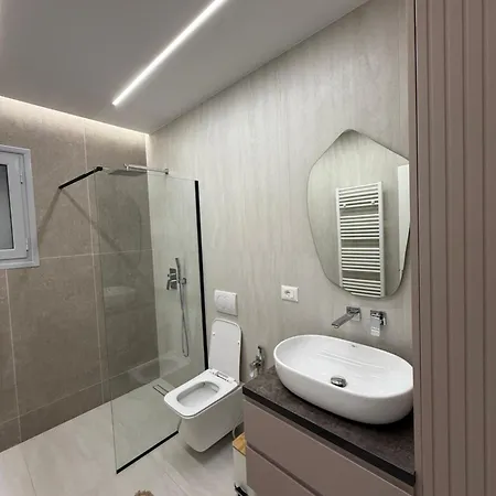 Iris Hillside 公寓 Vlorë